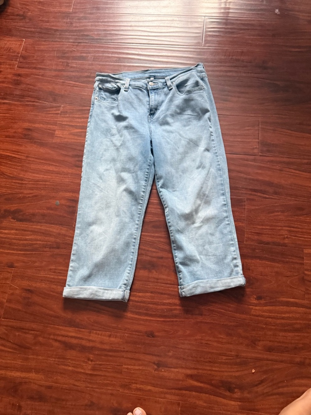 Levi Light Wash Women’s Straight-Leg Jeans - Classic Comfort